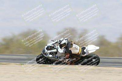 media/Apr-20-2025-CVMA (Sun) [[39090e8767]]/Race 9-Formula LW Twins Shootout/